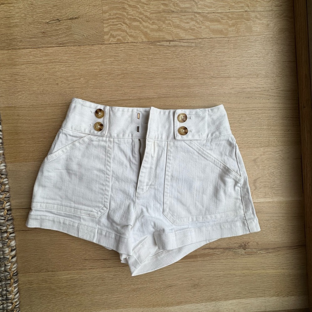 White High-Waisted Shorts